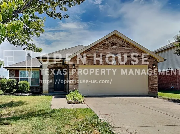 1309 Erin Ct, Burleson, TX 76028