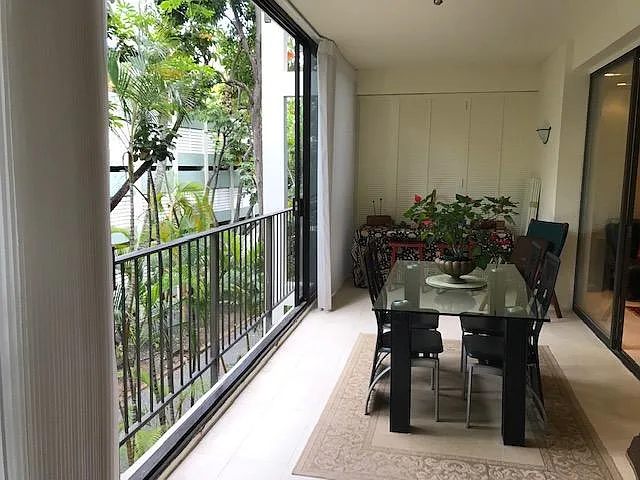 Dining lanai