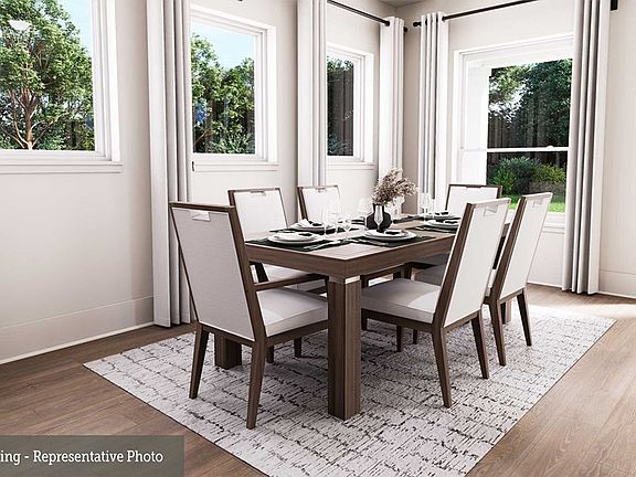 The Grapeland - Dining