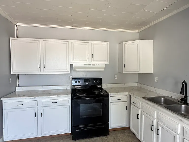 342 Glyndon Ave #B — Photo 1
