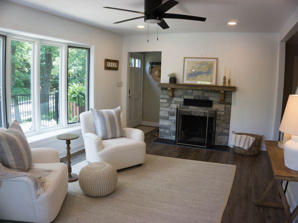 (undisclosed Address), Fontana, WI 53125