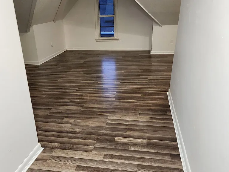 435 N Main St #5 — Photo 13