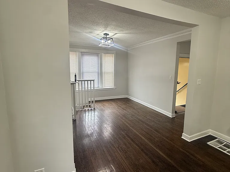 6148 S Bishop St #1 — Photo 6