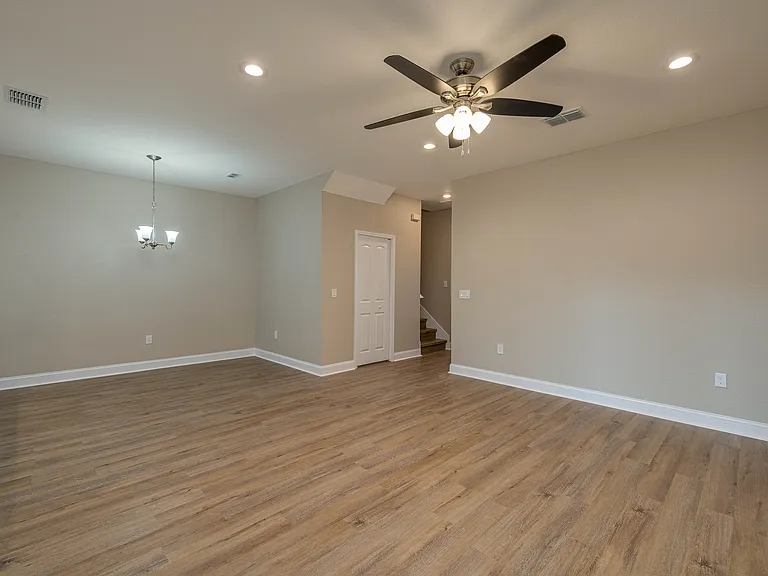 1029 Oak Hammock Dr #1 — Photo 8