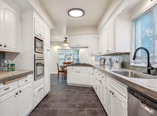 3422 Queen Ave N, Minneapolis, MN 55412