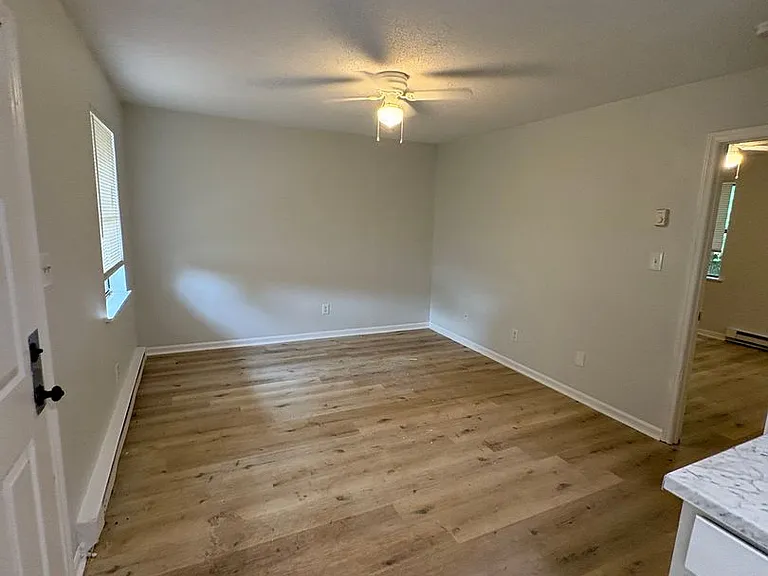 818 Meadow Ridge Ct — Photo 9