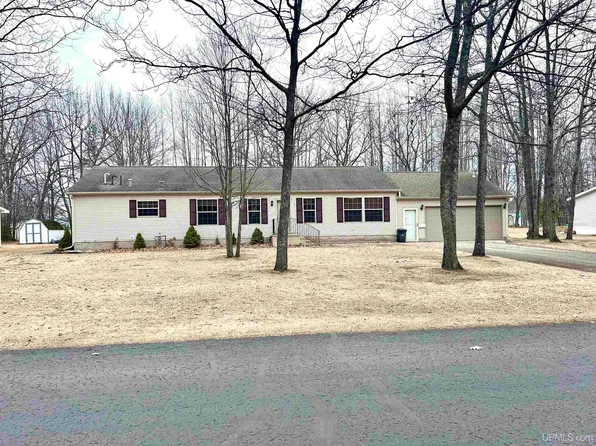 LOT 2600 Nine South Hill St, Gladstone, MI 49837