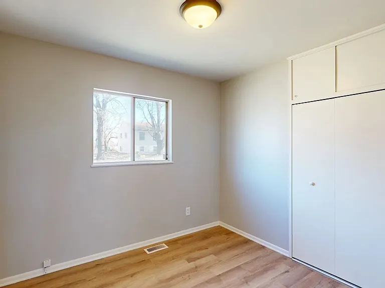 2316 Cardinal Ln — Photo 4