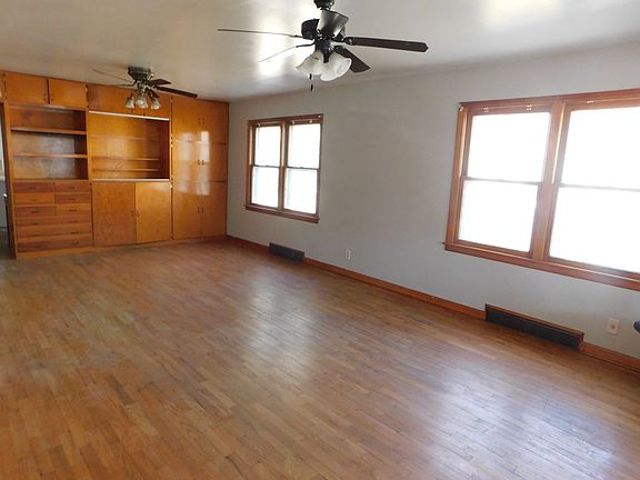 5th image of 1108 W Cave Springs Ave
