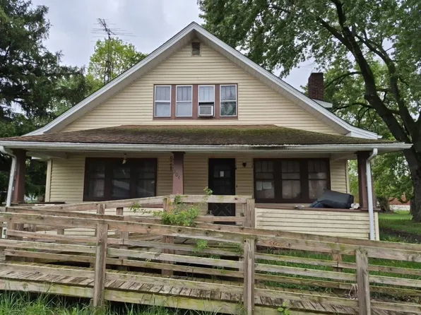 204 E 2nd St, Russellville, IN 46175