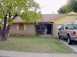 2016 Elmhurst Dr, Norman, OK 73071