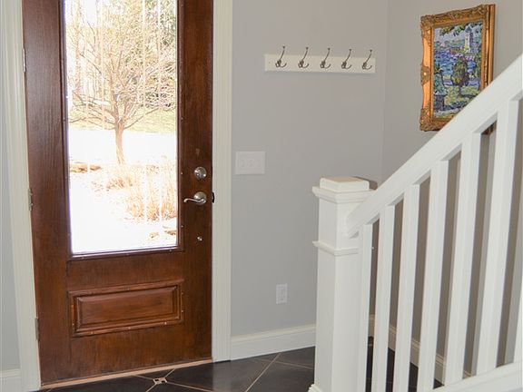 4th image of 814 Resort Pike Unit 1