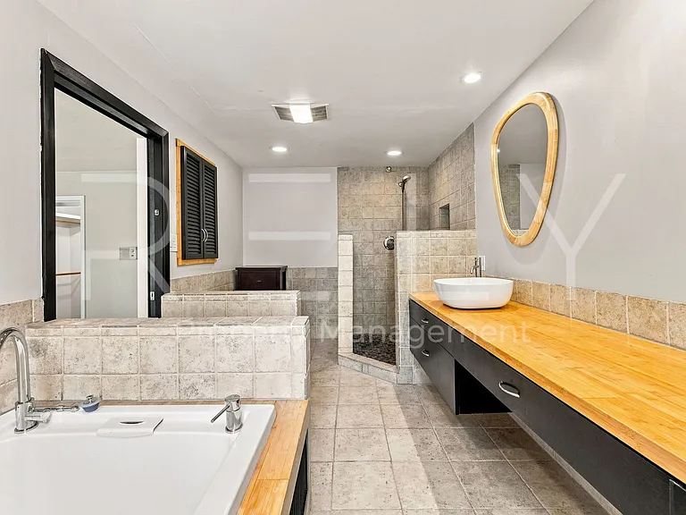 2404 Gabriel View Dr — Photo 31