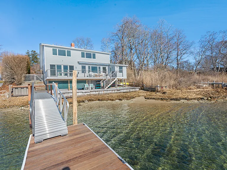 71 Cedar Point Ln — Photo 1
