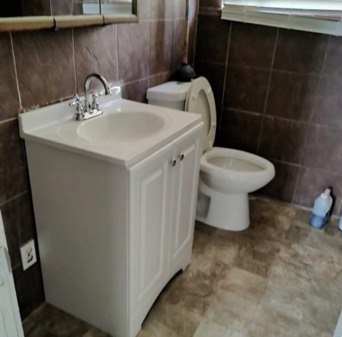 3 bed, 1128 sqft, $1,100 — Photo 3