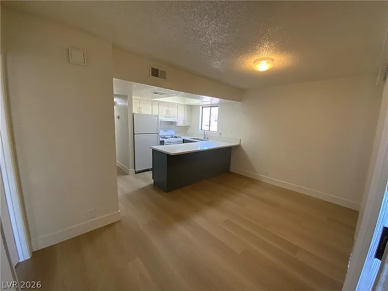 6994B Issac Ave #B — Photo 6