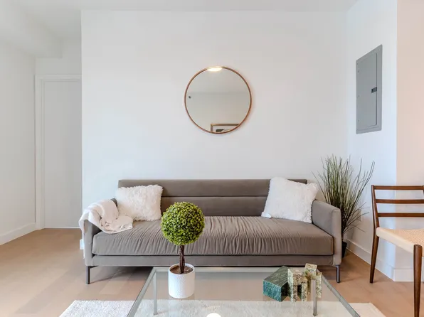 1807 66th Street image 3 of 12