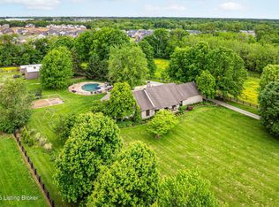 11608 Hidden Creek Rd, Prospect, KY 40059