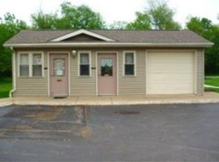 10 Clayton Ct, Winnebago, IL 61088