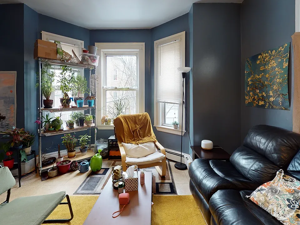 36 Mozart St #2A