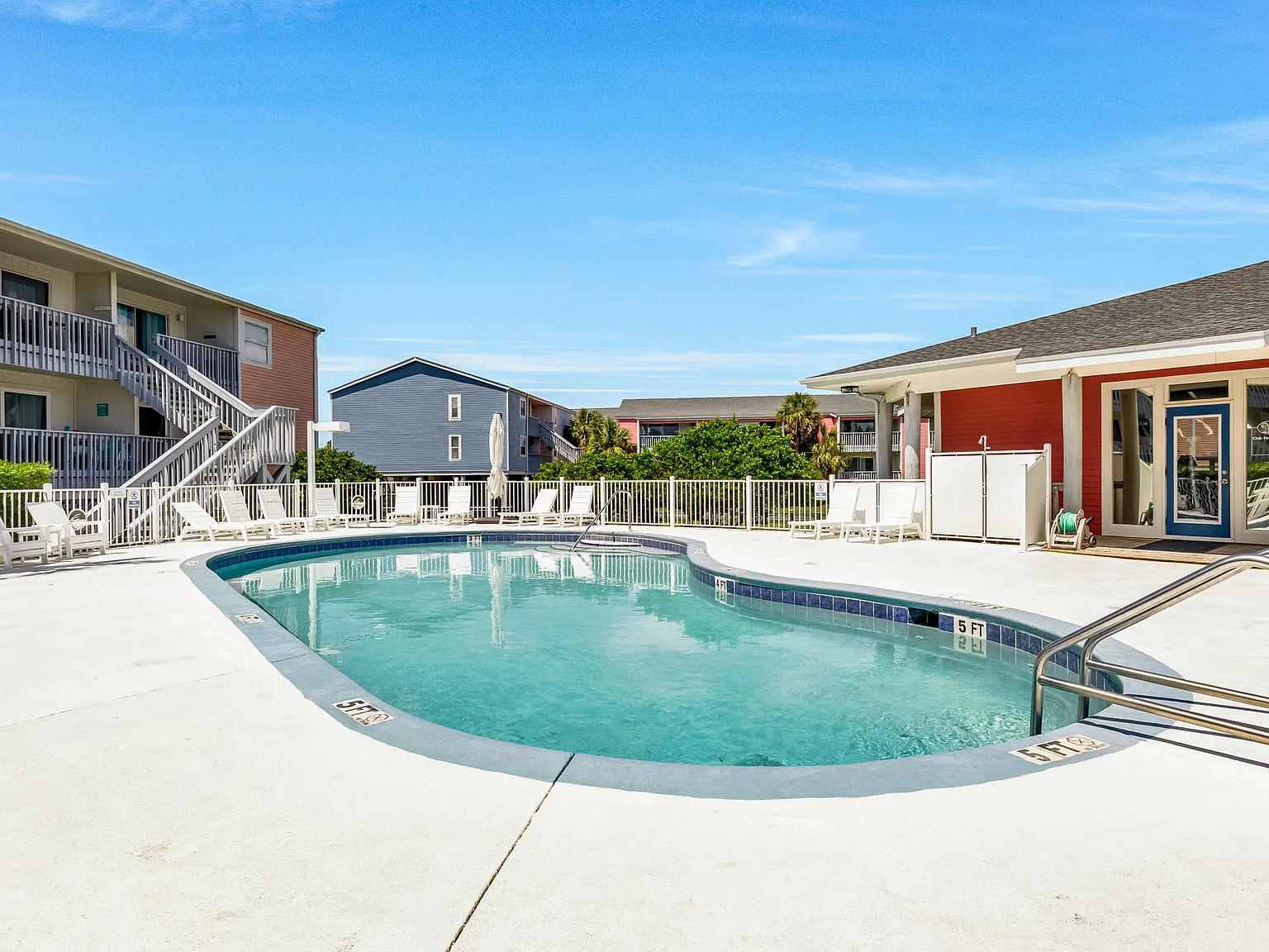 1650 Via De Luna Dr — Photo 3