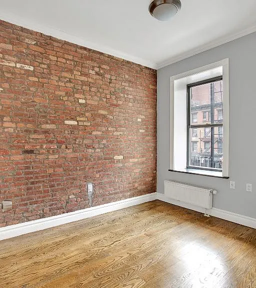 202 E 13th St #3G — Photo 2
