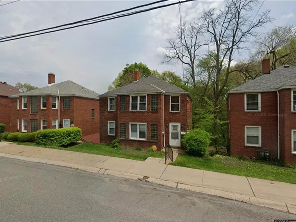 211 Burdine Ave #2, Pittsburgh, PA 15227