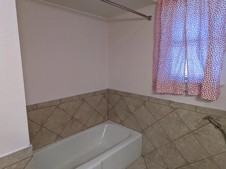 429 Sheffield Dr — Photo 15