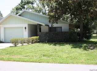 61 Chinaberry Cir, Homosassa, FL 34446