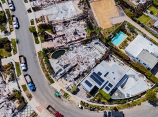 18105 Wakecrest Dr, Malibu, CA 90265