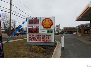 5684 Highland Rd, Waterford, MI 48327