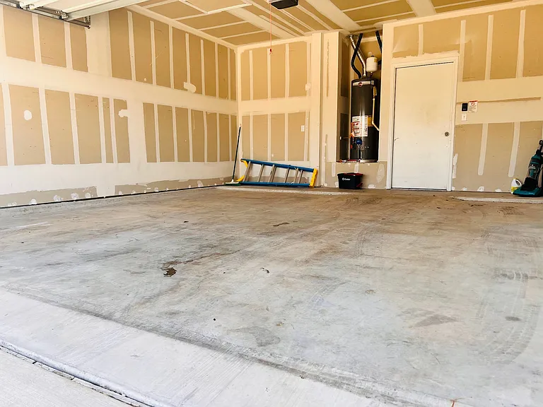 135 Cibolo Creek Dr — Photo 10