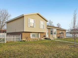 9571 S David St E, Sandy, UT 84070