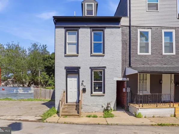 239 Franklin Way, York, PA 17403