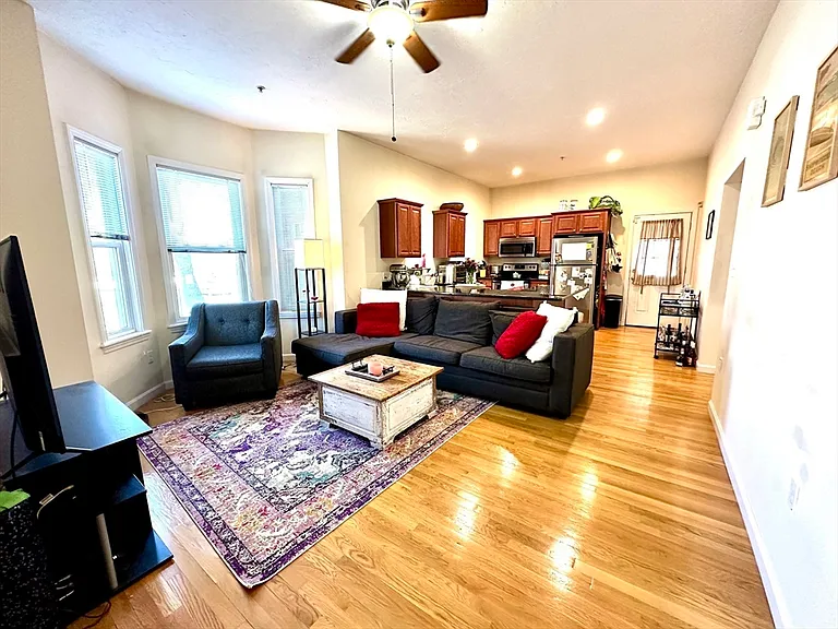 26 Cherry St #1 — Photo 7