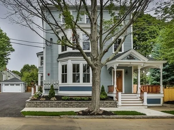 6 Allen St APT B, Newburyport, MA 01950