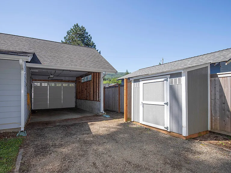 38244 SE 85th St — Photo 30