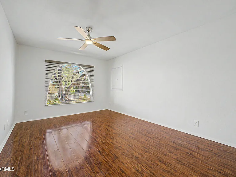 3734 E Montecito Ave — Photo 24