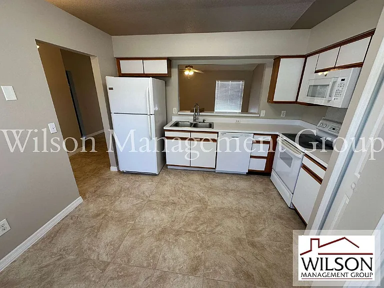 660 Marlene Dr — Photo 5