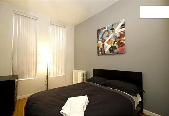 4th image of 410 W 46th St APT 1A