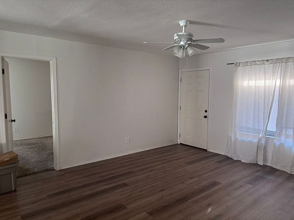 15435 N 28th St UNIT 4