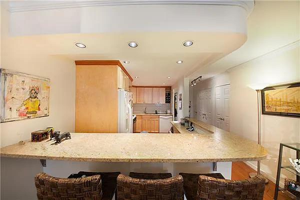 Sold by Nardoni Realty, Inc. | media 1