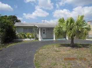 114 SW 67th Ter, Hollywood, FL 33023
