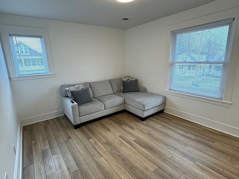 2129 Sunset Ave #2 — Photo 18