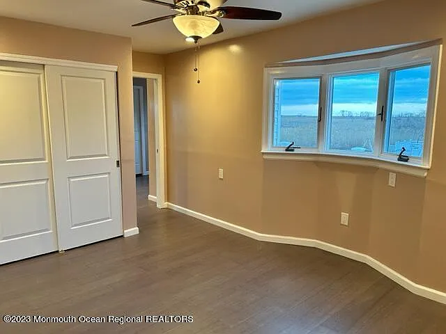 403 Cedar Ave — Photo 16