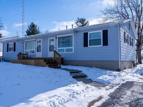 4th image of 3917 Spielman Rd