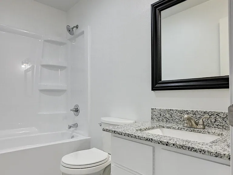 1007 S Saint Louis Ave #7B — Photo 12