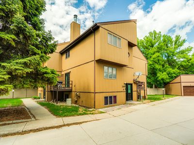2865 Warwick Loop APT A, Bismarck, ND, 58504