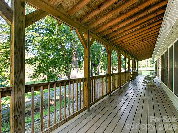 3rd image of 35 Cedar Farm Rd