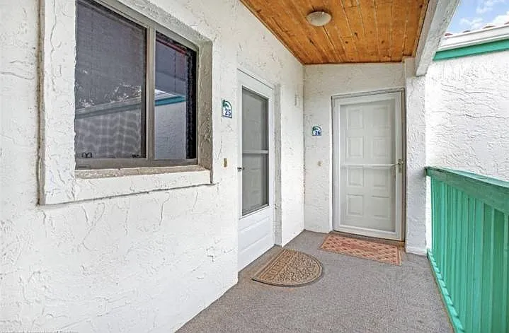 4801 Casablanca Cir — Photo 4